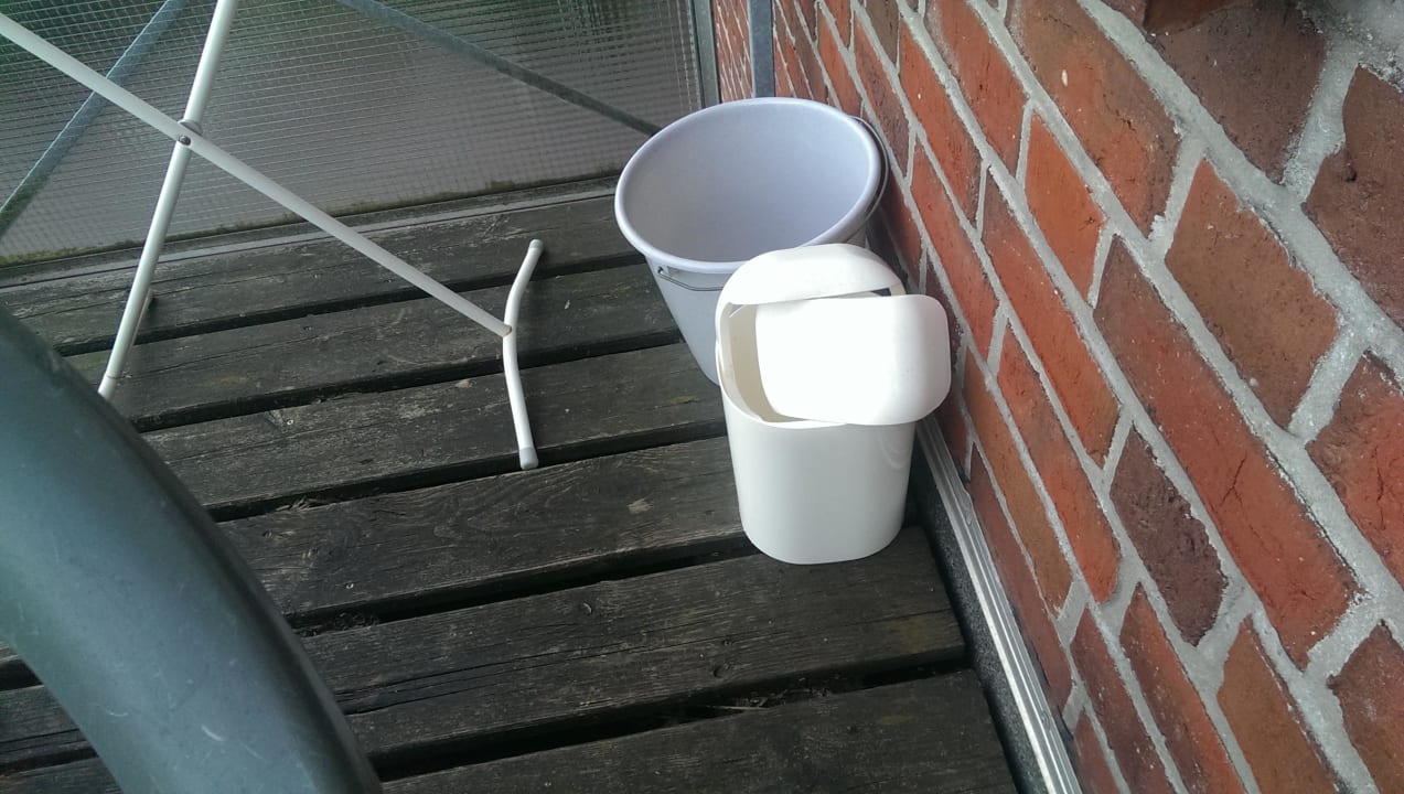 Bindeneimer Balkon Ferienanlage Friesenhof