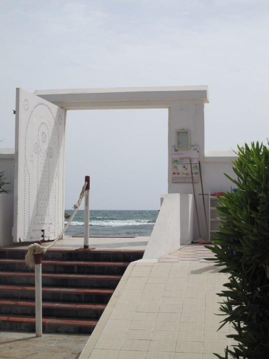 Vamos a la playa El Mehdi Beach Resort