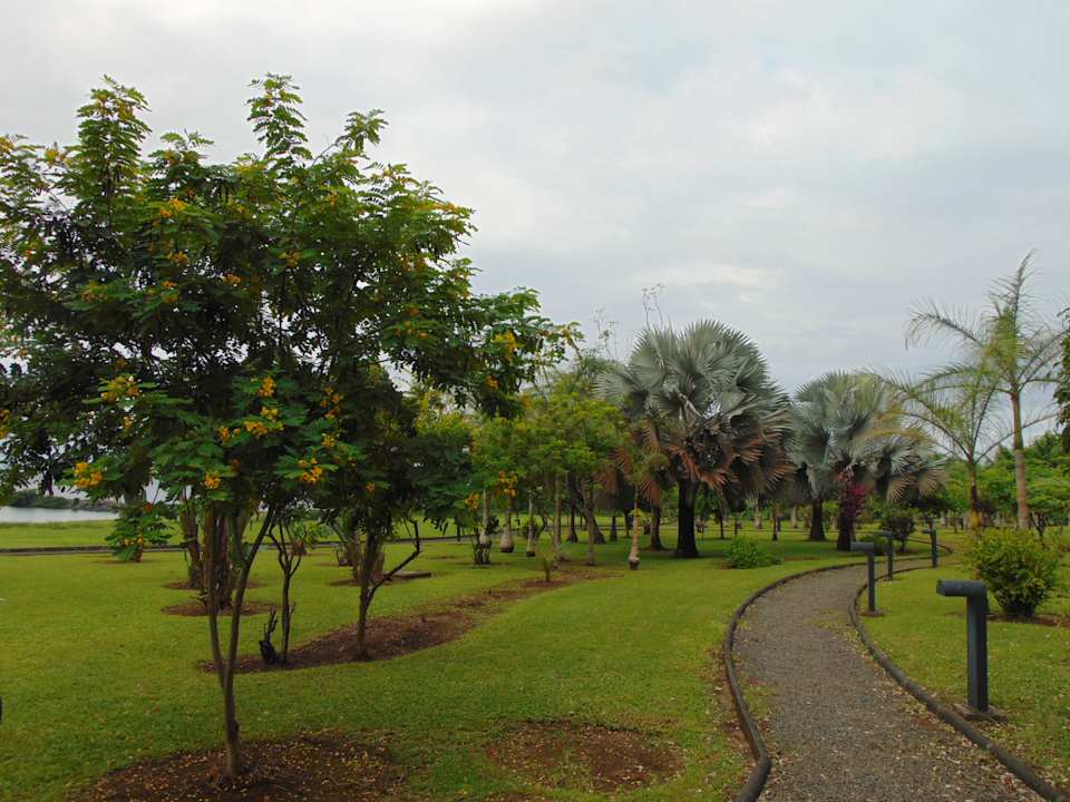 Gartenanlage Sofitel Malabo Sipopo Le Golf