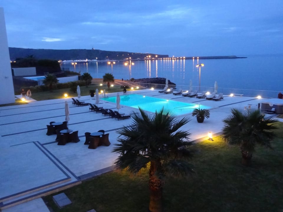 Wieczorem Hotel Atlantida Mar