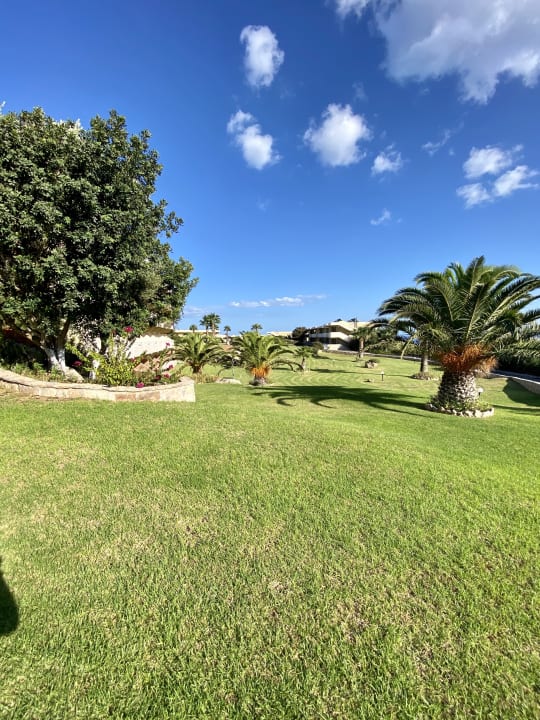 Gartenanlage Hotel Kalithea Horizon Royal