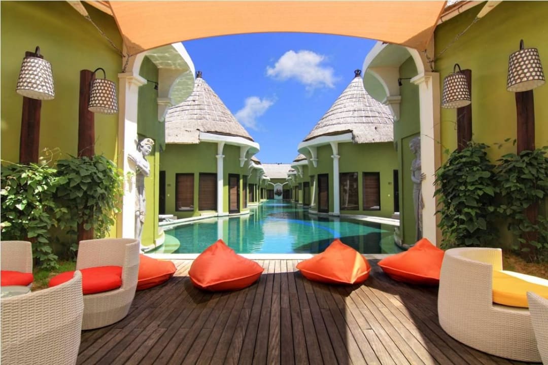 Drupadi Lounge Overlooks Lagoon Pool Villa Villa Seminyak Estate & Spa