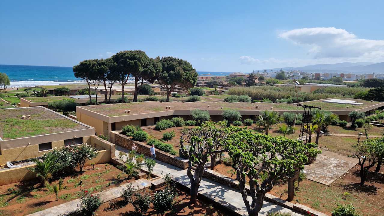 Gartenanlage Kernos Beach Hotel & Bungalows