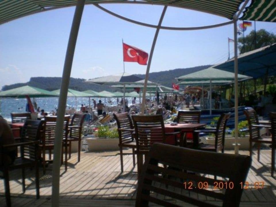 Кафе на пляже Crystal De Luxe Comfort Collection