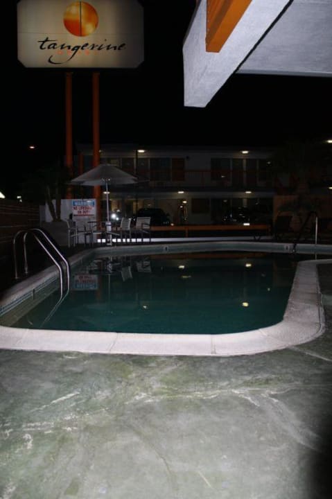 Innenhof / Pool The Tangerine -  a Burbank Hotel