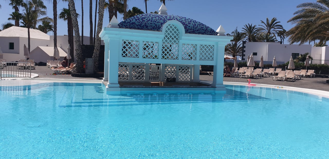 Pool Hotel Riu Paraiso Lanzarote