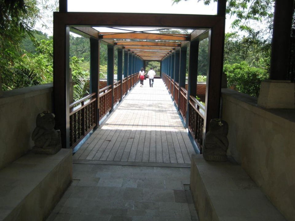 Brücke-Lobby Four Seasons Resort Bali at Sayan