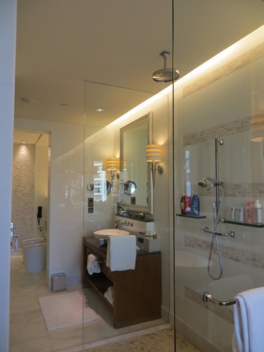 Ebenerdige Regendusch The St. Regis Saadiyat Island Resort, Abu Dhabi