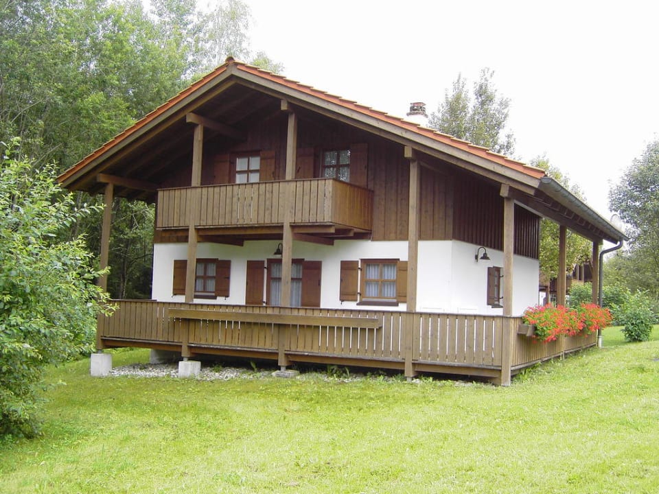 Außenansicht unseres Miethauses Waldferiendorf Regen