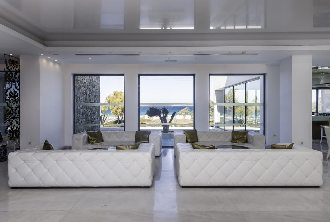 Lobby Diamond Deluxe Hotel & SPA