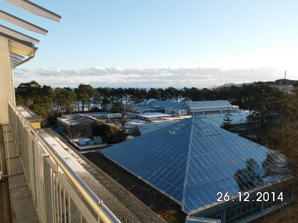 Blick auf die überdachten Anlagen IFA Rügen Hotel & Ferienpark