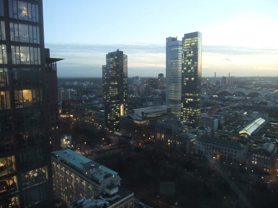 Ausblick INNSIDE by Meliá Frankfurt Eurotheum