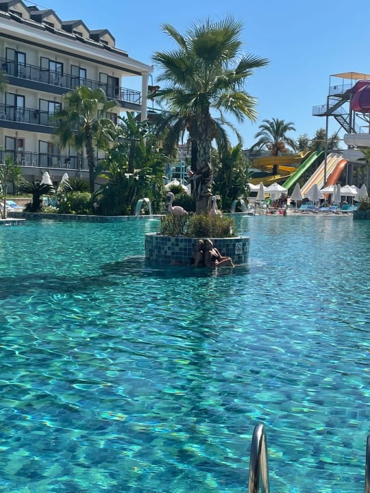 Pool Dream World Palace Hotel