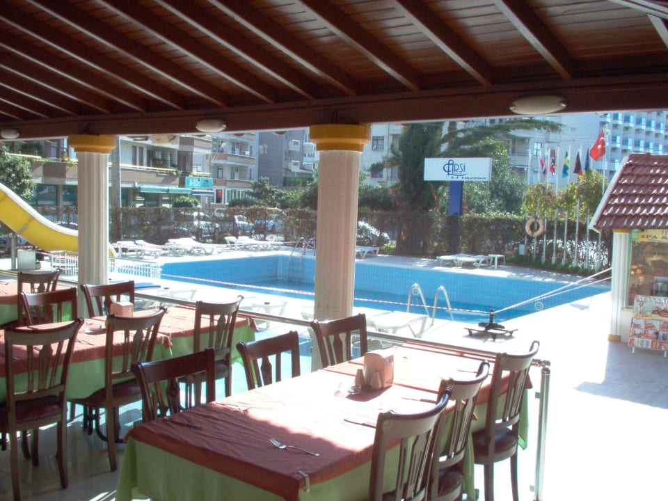 Außenrestaurant Arsi Hotel