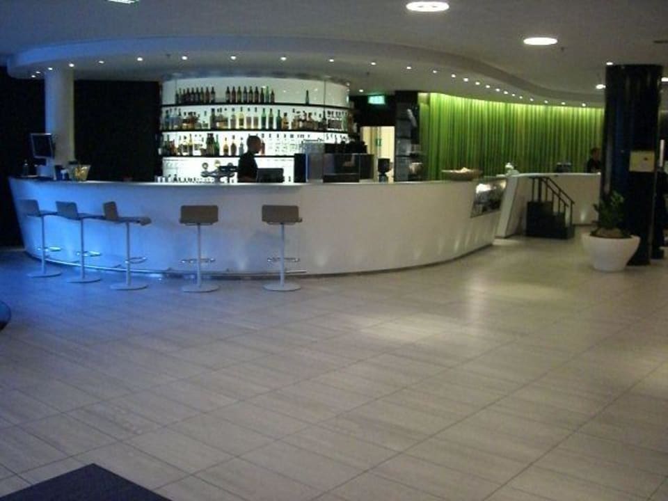 Lobby Bar und Rezeption Scandic Hotel Alvik