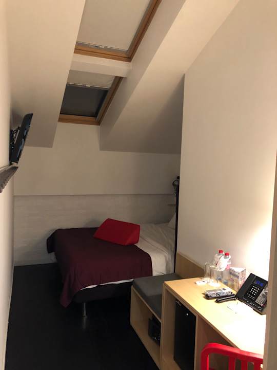 Zimmer AZIMUT Moscow Tulskaya Hotel