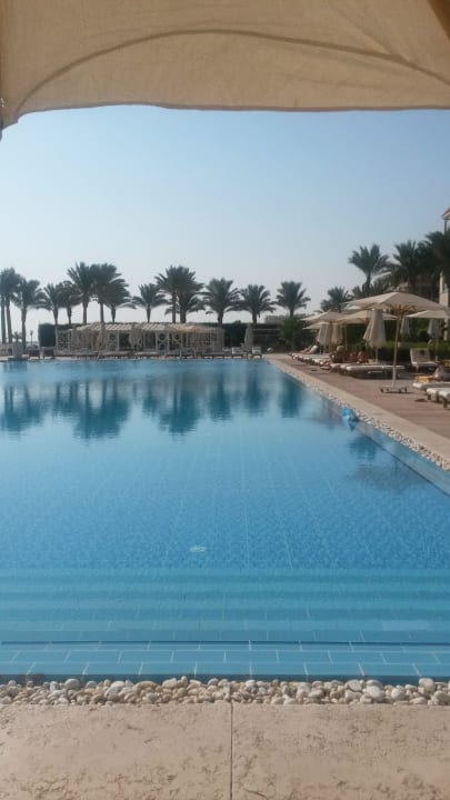 Бассейн с морской водой Premier Le Reve Hotel & Spa