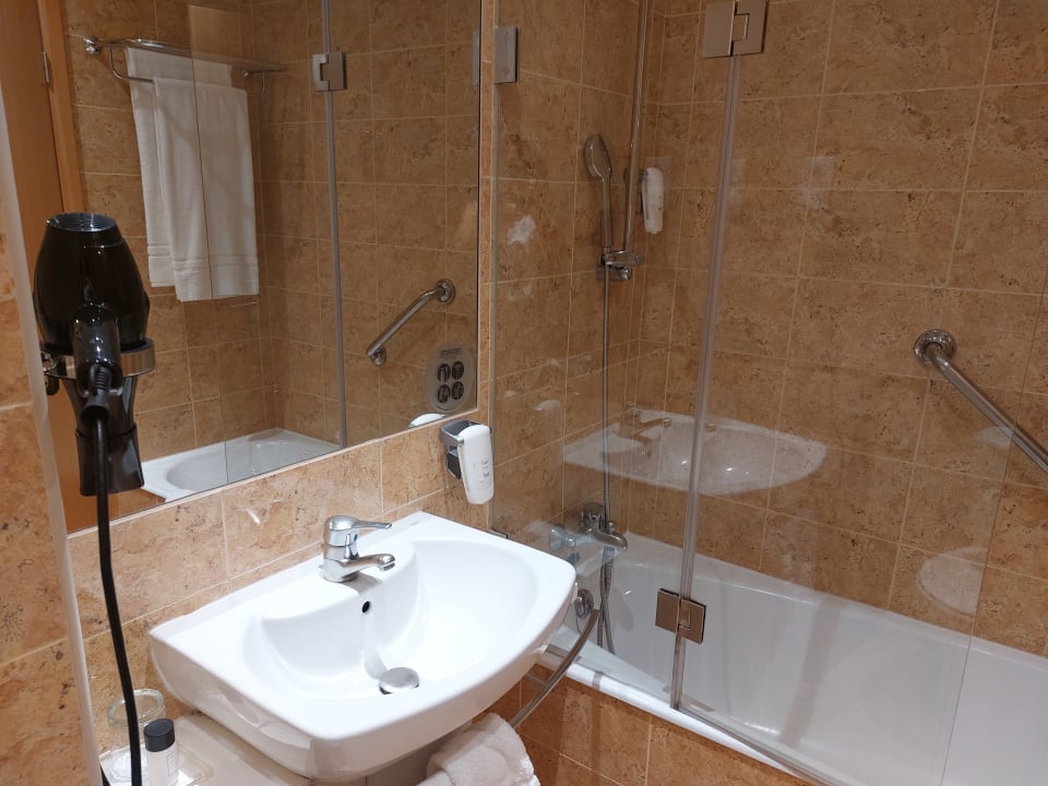 Zimmer HF Tuela Porto