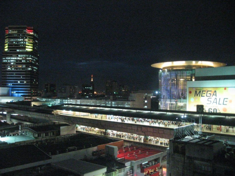 Ausblick Richtung Skytrain Siam Center Station Hotel Novotel Bangkok On Siam Square