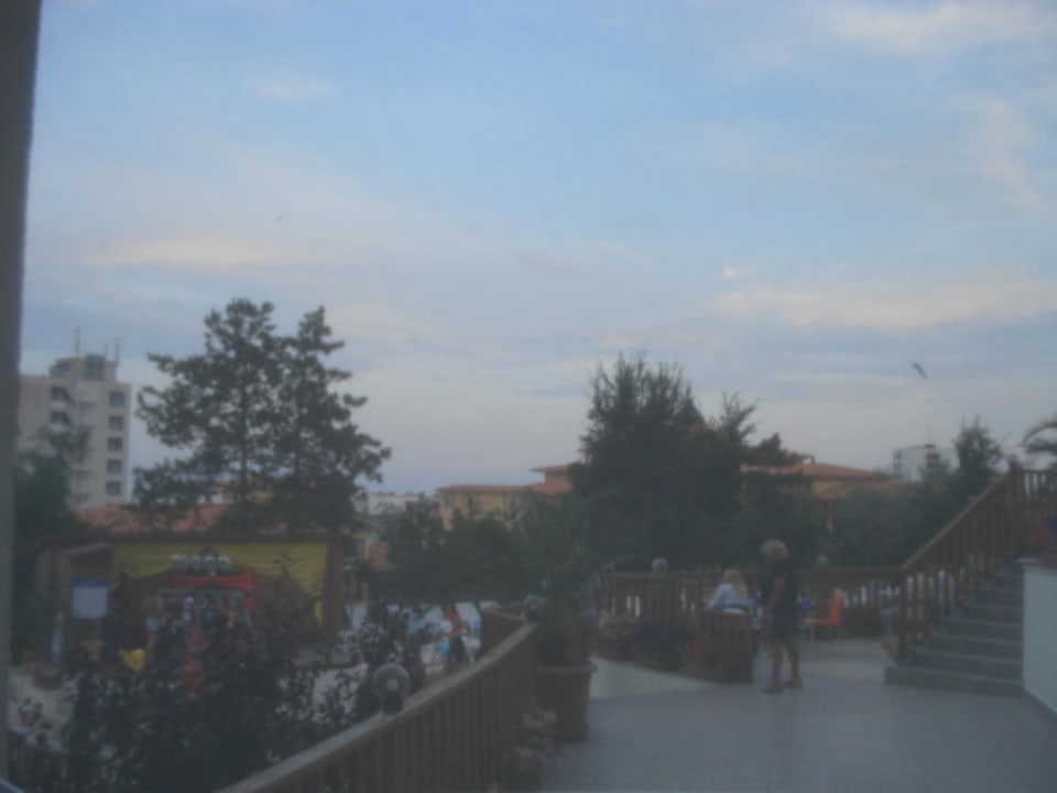 Widok z balkonu Park Hotel Golden Beach