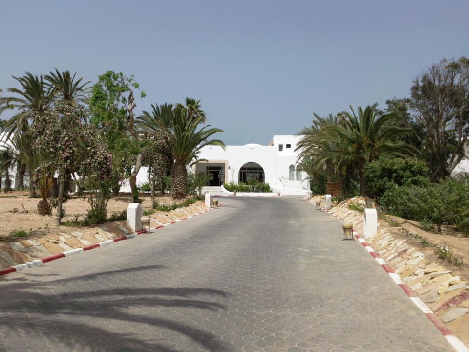 Hoteleinfahrt Hotel Meninx Djerba