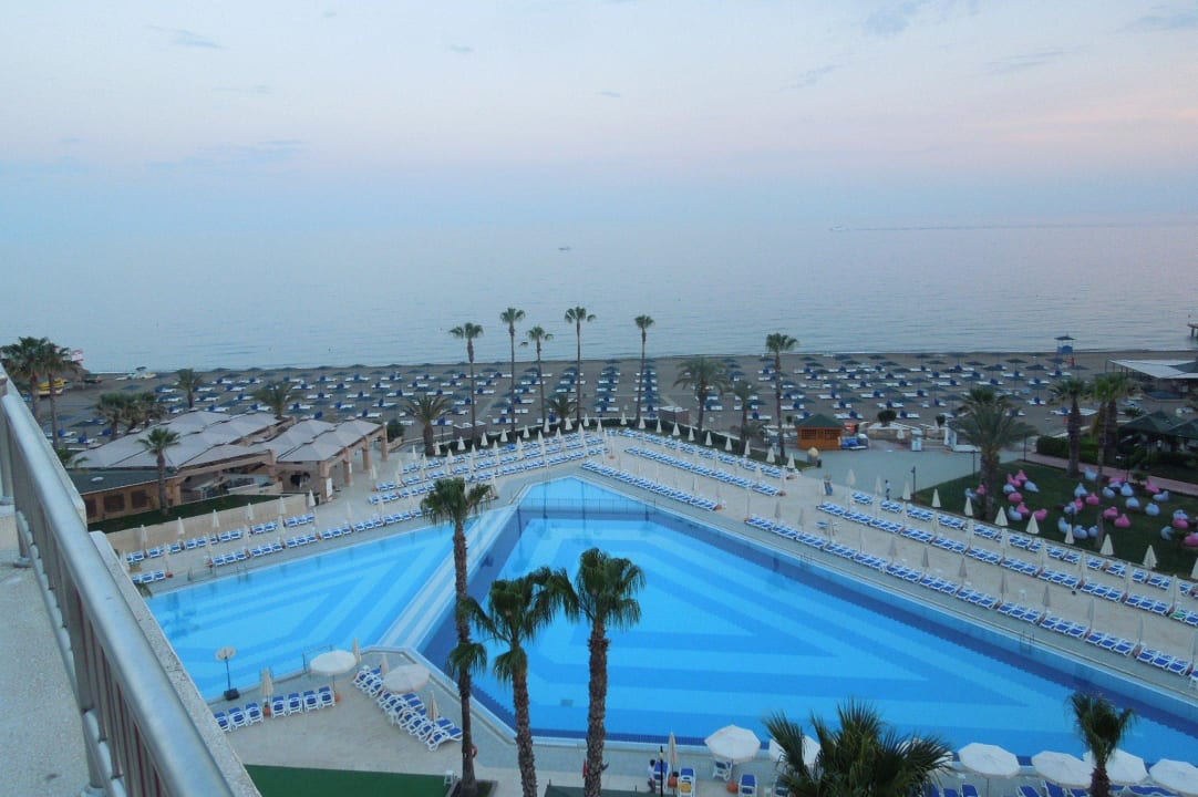 Адора с последнего этажа корпуса Панорама Adora Hotel & Resort