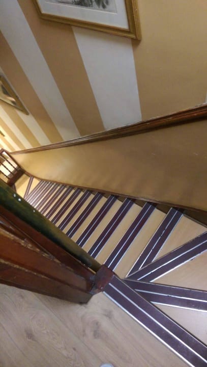 Treppe zum Breakfast/Dining room Hotel Shakespeare