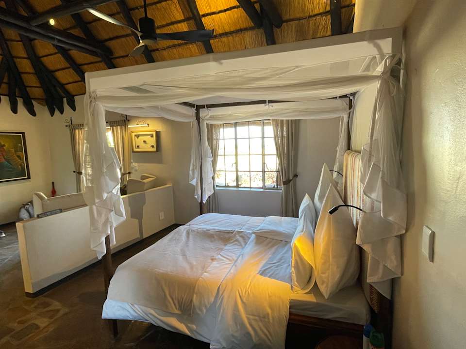 Zimmer Kambaku Safari Lodge