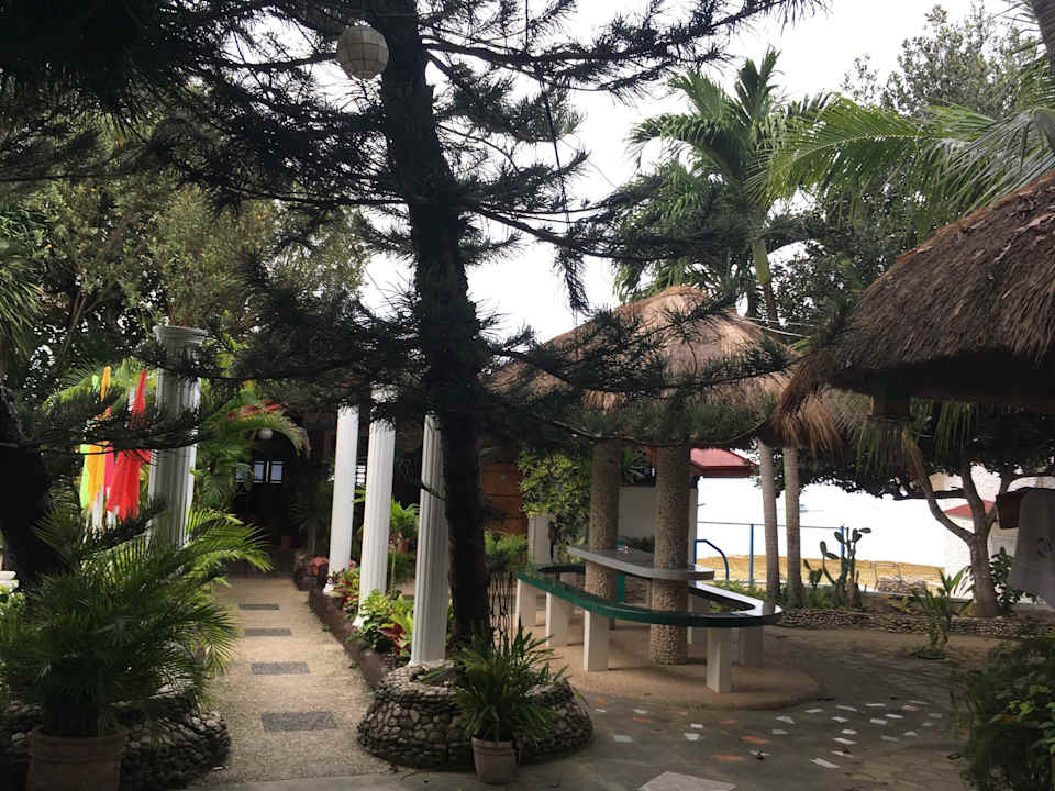 Weg zum Restaurant  Love's Lodge & Resort