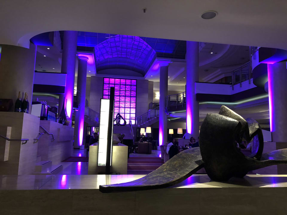 Barbereich Hilton Berlin