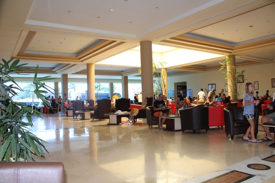 Lobby Three Corners Sea Beach Resort