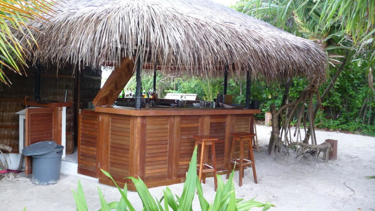 Die Handhuvaru Bar NH Collection Maldives Reethi Resort