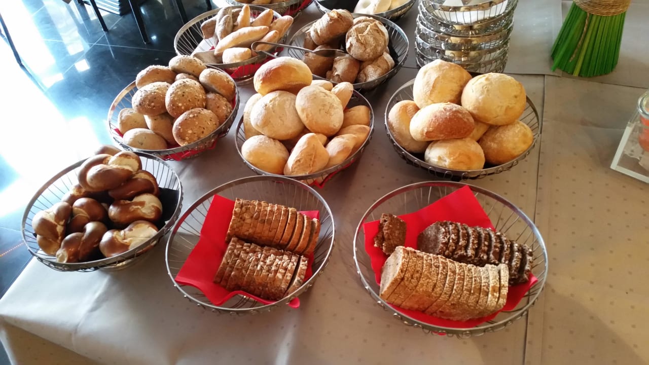 Teil des Frühstückbuffets Hotel Santo