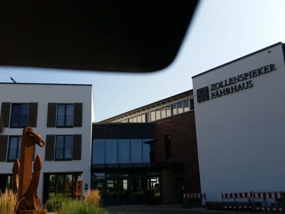 Außenansicht Hotel Zollenspieker Fährhaus