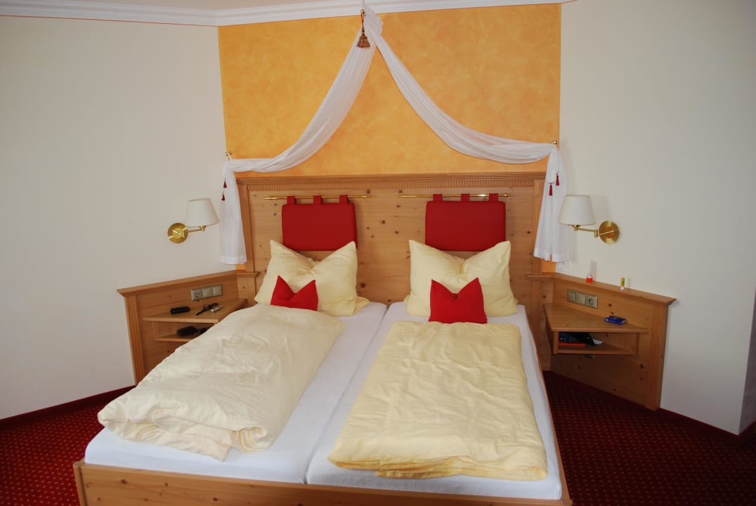 Bett Landhotel Zur Jurahöhe / Juraschlössl