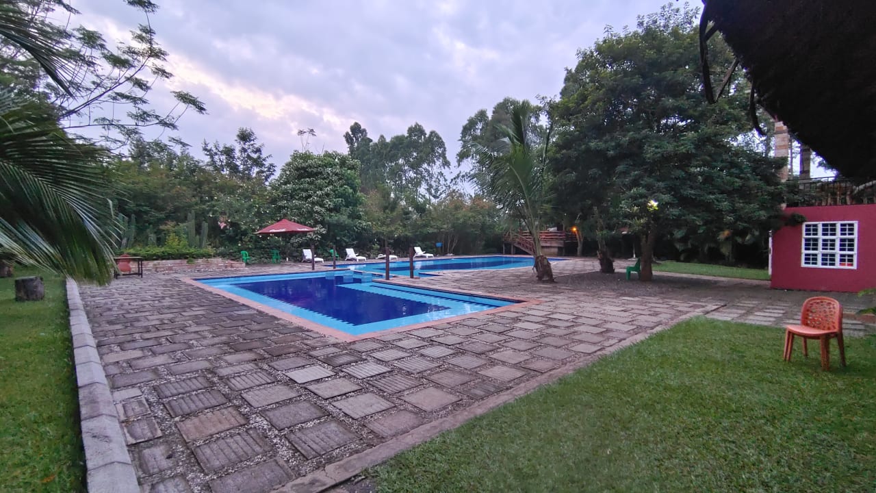 Pool Kabalega Resort - Hoima
