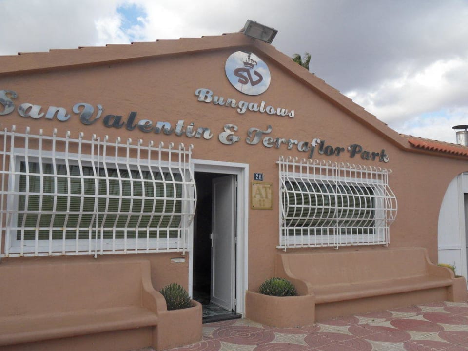 Lobby & Eingang Artemisa Gay Bungalows