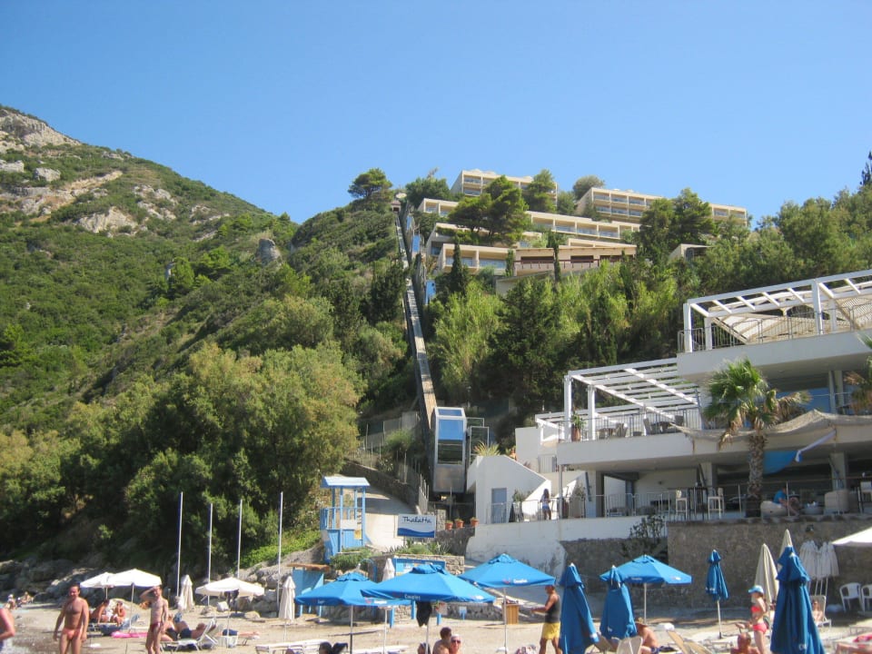 Strand und Hotel in der Näher Ithea Suites Hotel