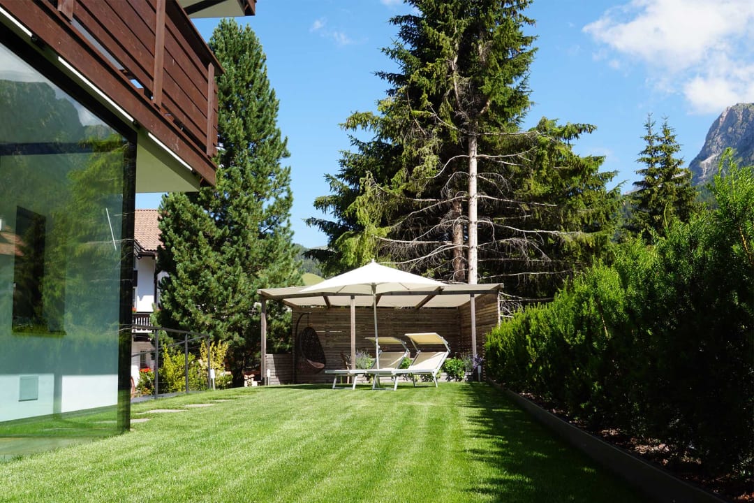 Gartenanlage Arya Alpine Lodge