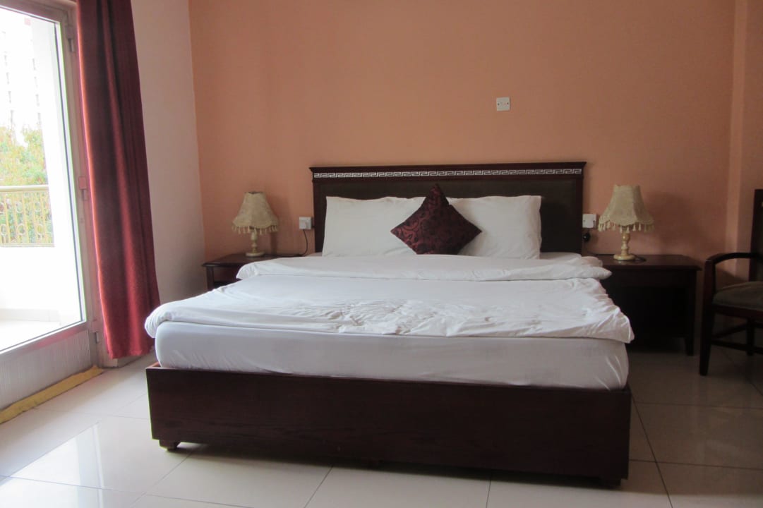Номер 210 Al Qidra Hotel