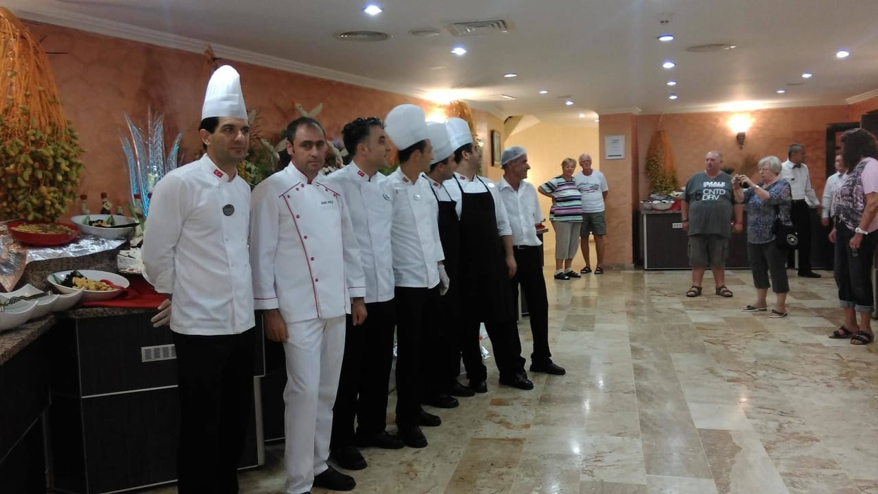 Meisterköche! Royal Atlantis Beach Hotel