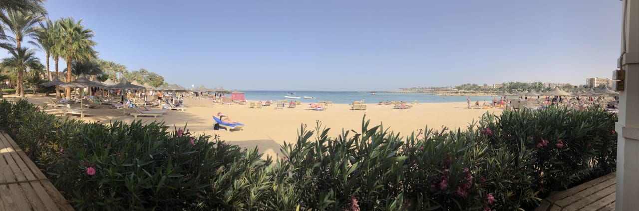 Strand Brayka Bay Resort