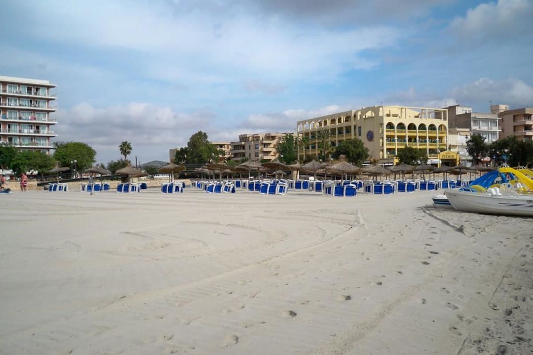 Blick auf die Shopping-Meile Hotel Club S'Illot