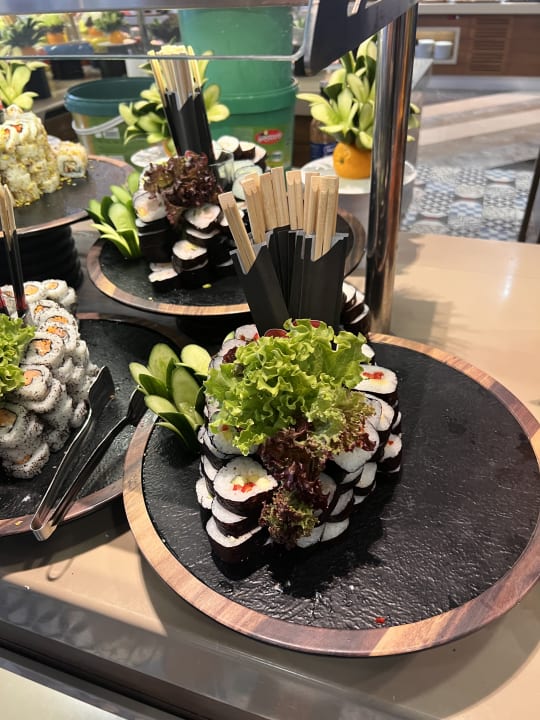 Gastro Saturn Palace Resort Hotel