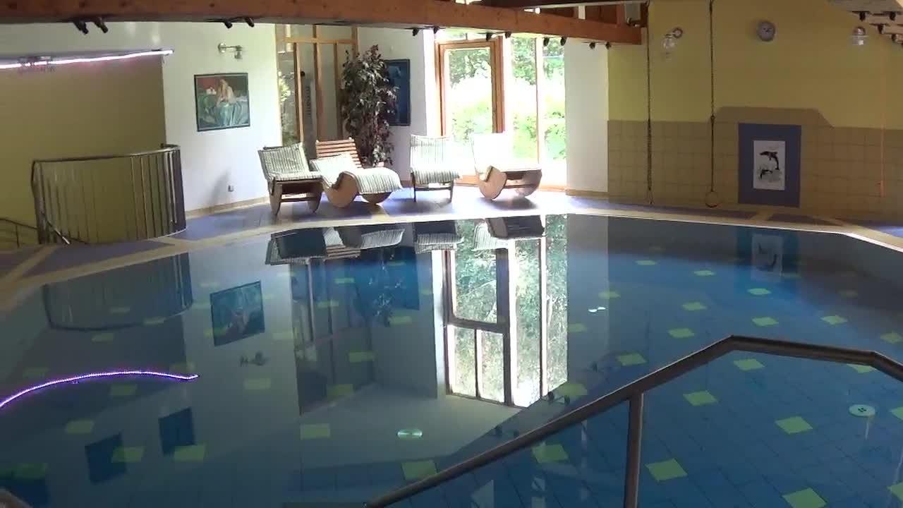 Schwimmbad Hotel & Appartementhof Waldeck