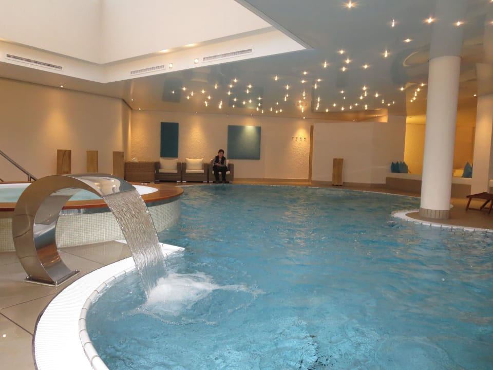 Schwimmbecken Welcome Hotel Bad Arolsen