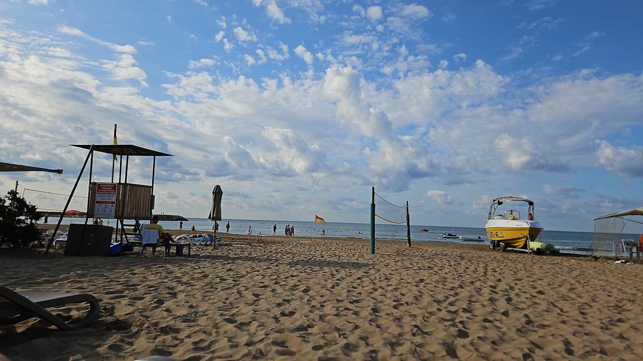 Strand Side Sunport Hotel & Spa