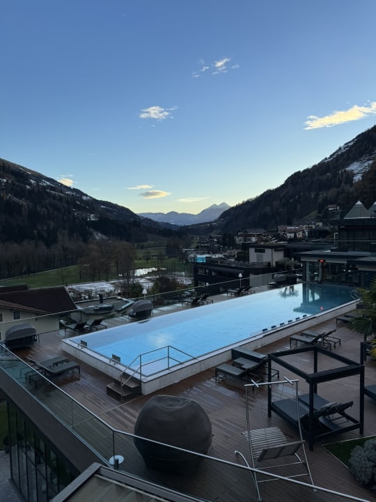 Pool Quellenhof Luxury Resort Passeier