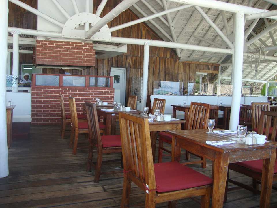 Beachbar Royalton Hicacos Resort & Spa - Adults only