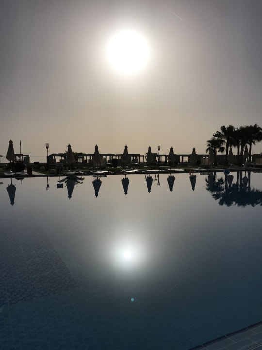 Pool Premier Le Reve Hotel & Spa